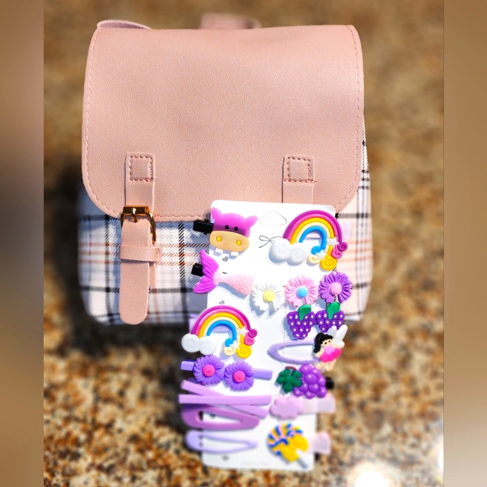 Girls Sweet Backpack & 14 hair clips